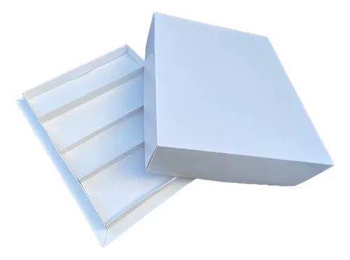 cod: 3644 (60u) CAJA BLANCA PARA MASAS SALADITOS DEGUSTACION 4 DIV - medida: 25x20x6